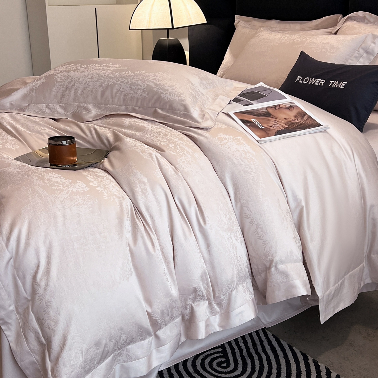 91家纺网 家纺一手货源 找家纺 （总）花时间 2025新款A类长绒棉全棉纯棉宽边提花四件套-赫本