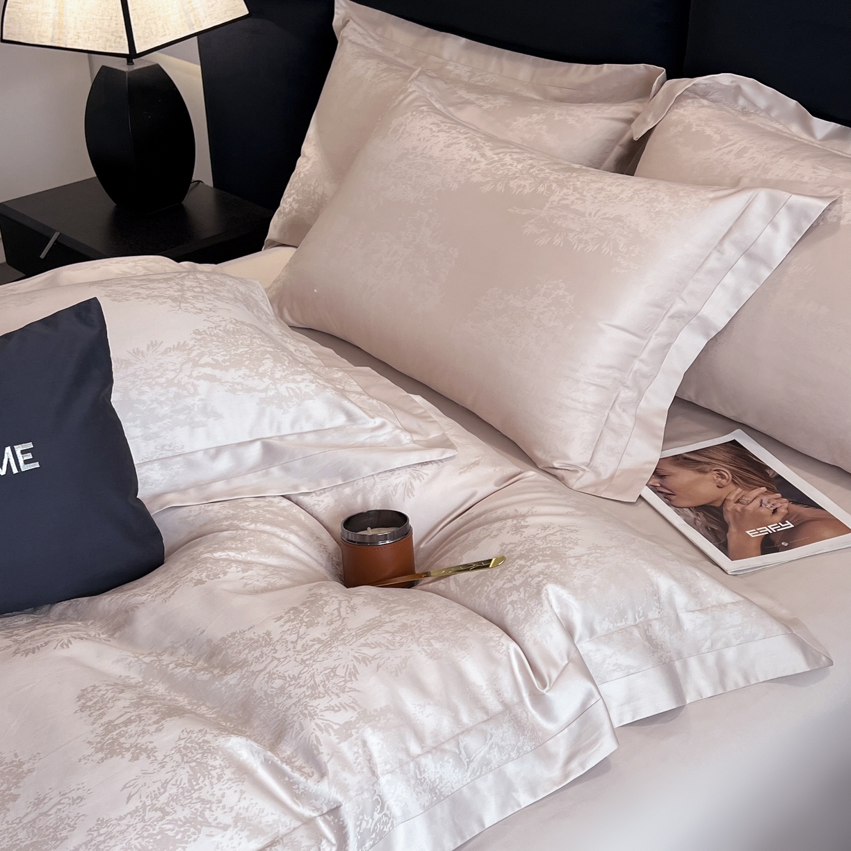 91家纺网 家纺一手货源 找家纺 花时间 2025新款A类长绒棉全棉纯棉宽边提花四件套-赫本 赫本-浅紫