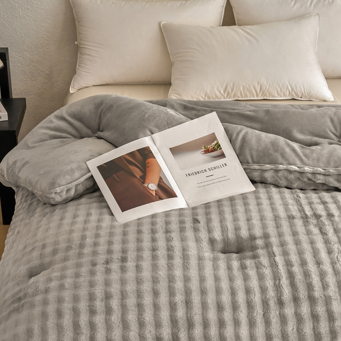 91家纺网 家纺一手货源 找家纺 （总）米米儿家纺 2025新款兔毛牛奶绒加厚保暖冬被外贸跨境被子被芯