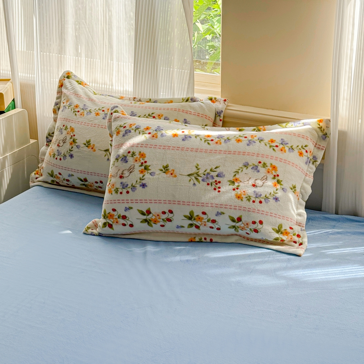 91家纺网 家纺一手货源 找家纺 绒裕家纺 2025秋冬新款230克8.5斤金貂绒牛奶绒四件套床单被套直播热款四件套 铃兰花语