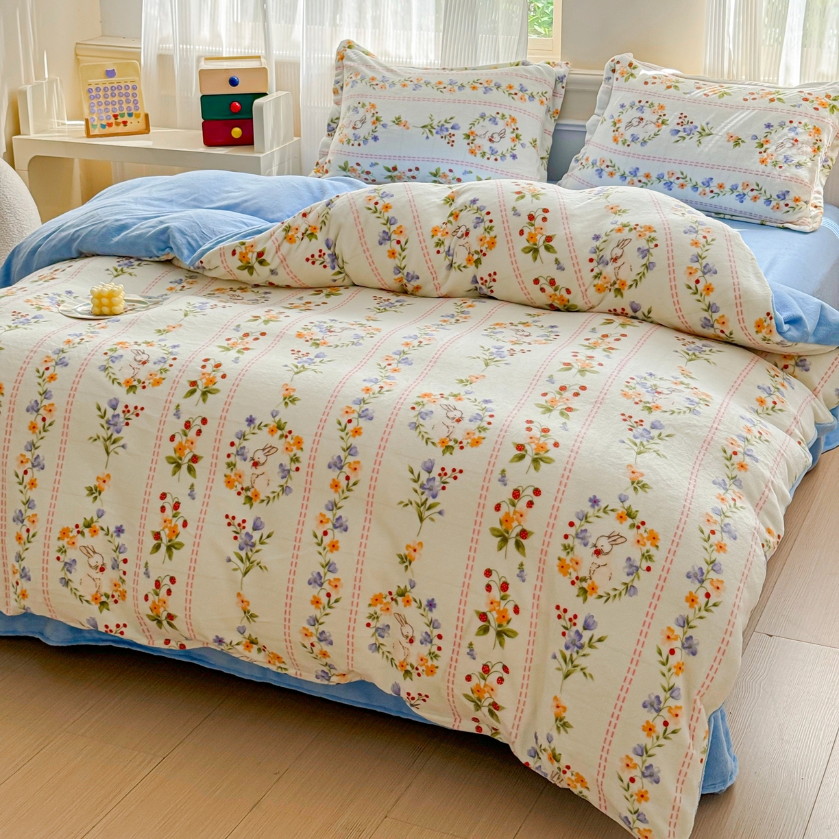 91家纺网 家纺一手货源 找家纺 绒裕家纺 2025秋冬新款230克8.5斤金貂绒牛奶绒四件套床单被套直播热款四件套 铃兰花语