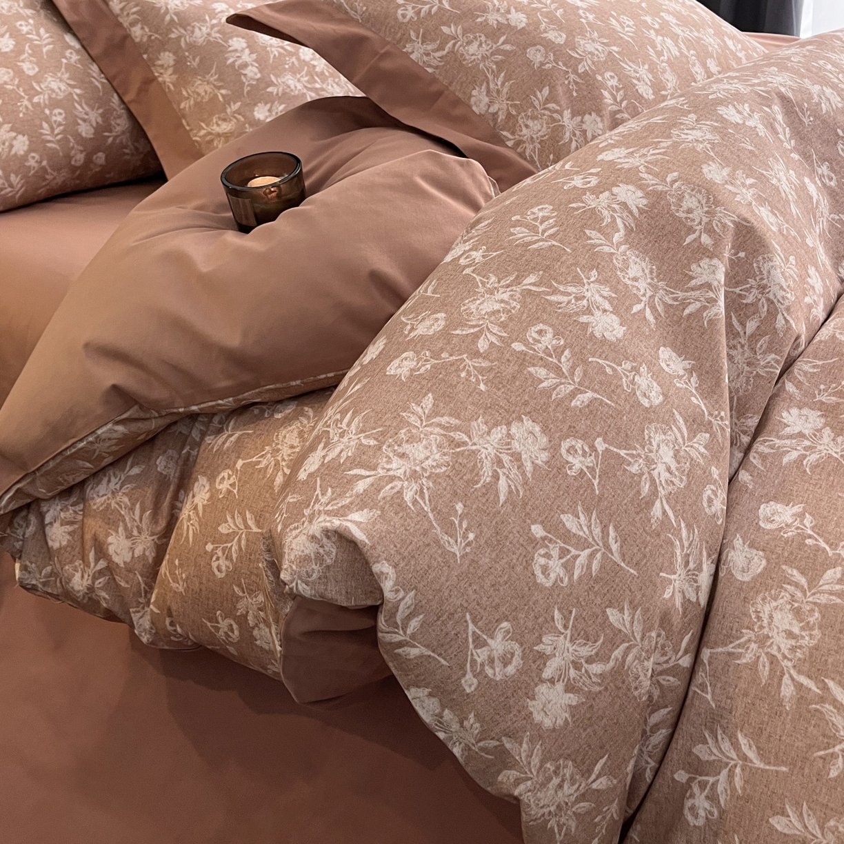 91家纺网 家纺一手货源 找家纺 慕晨 2025新款全棉纯棉磨毛轻奢数码印花直播热款四件套 兰序