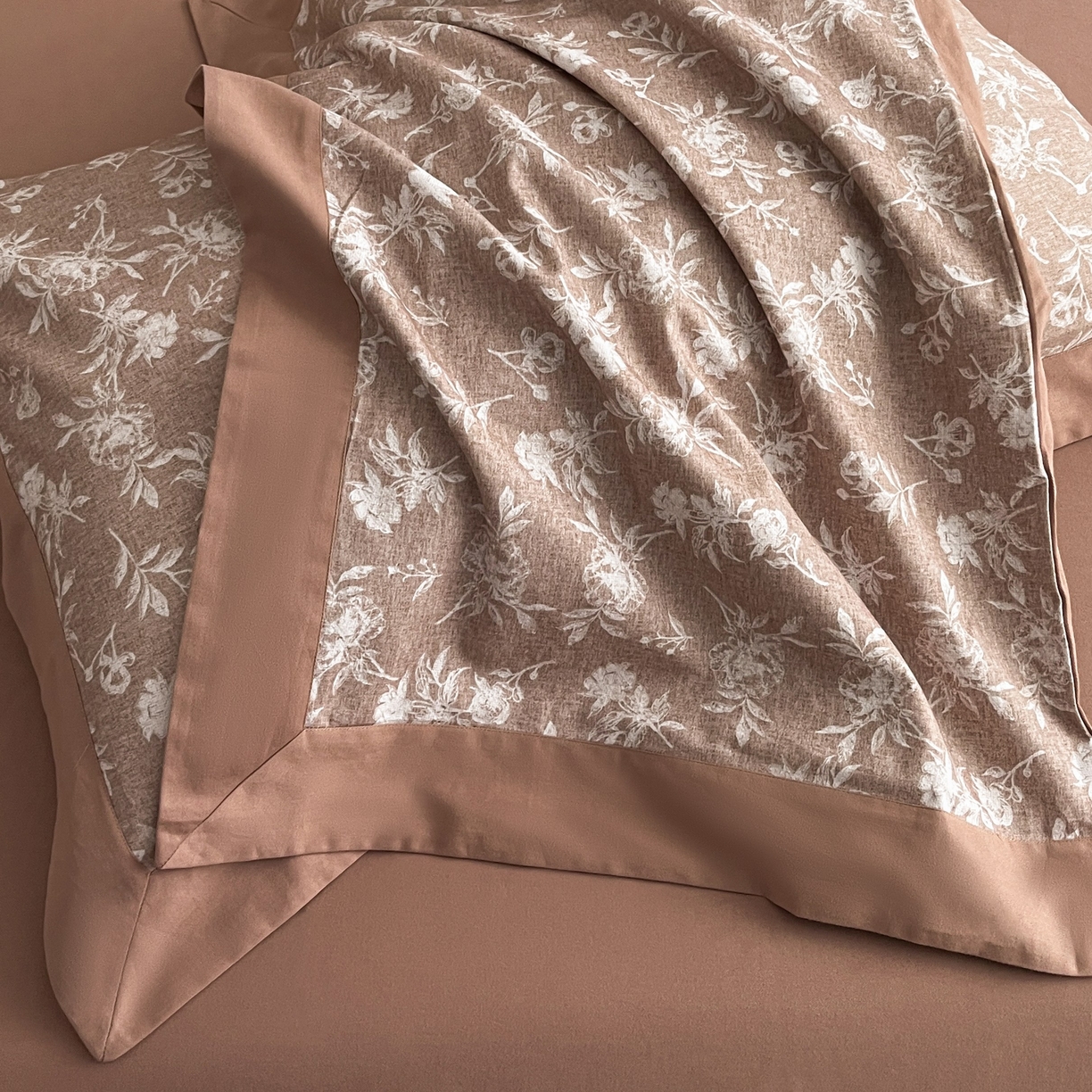 91家纺网 家纺一手货源 找家纺 慕晨 2025新款全棉纯棉磨毛轻奢数码印花直播热款四件套 兰序