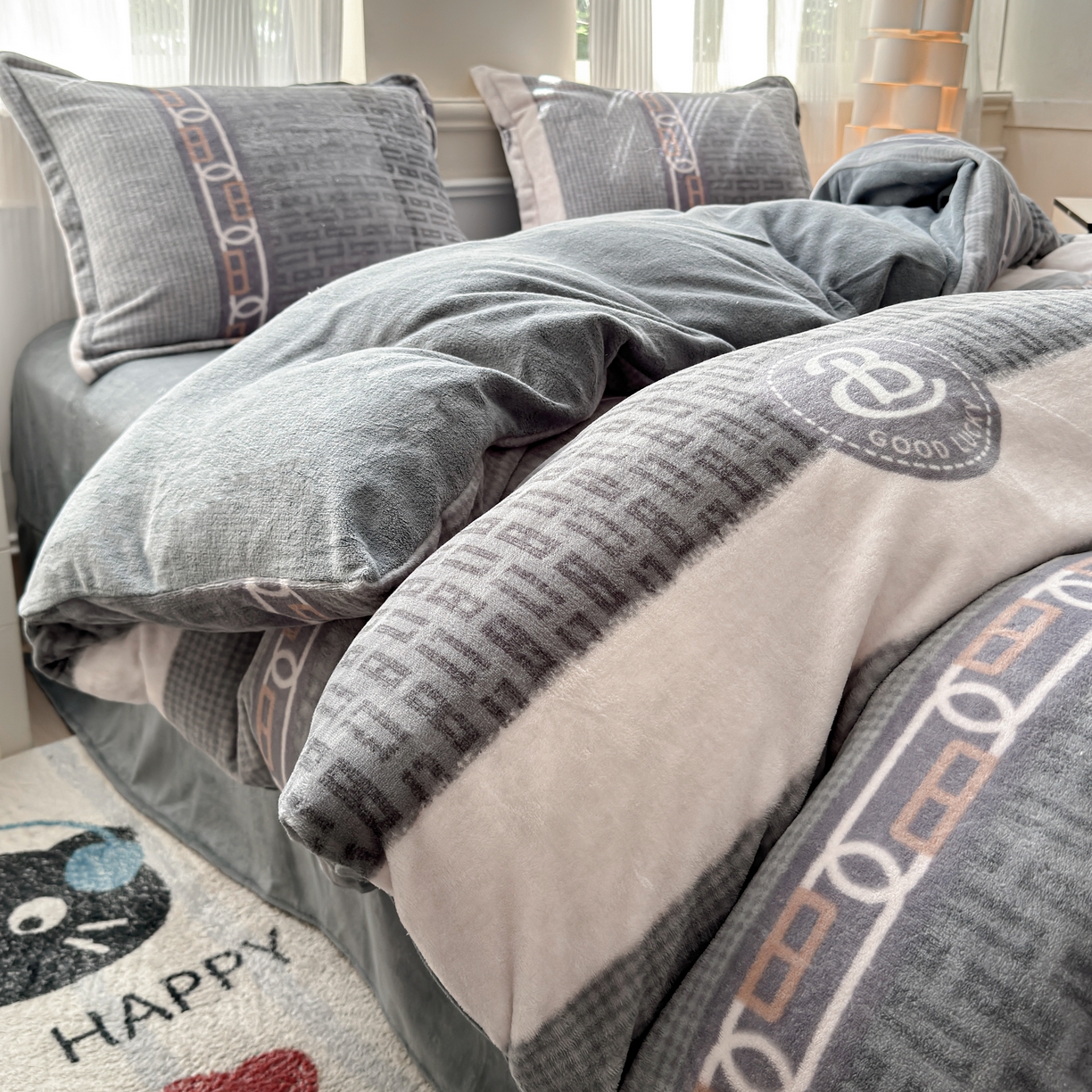 91家纺网 家纺一手货源 找家纺 绒裕家纺 2025秋冬新款230克8.5斤金貂绒牛奶绒四件套床单被套直播热款四件套 马吉拉