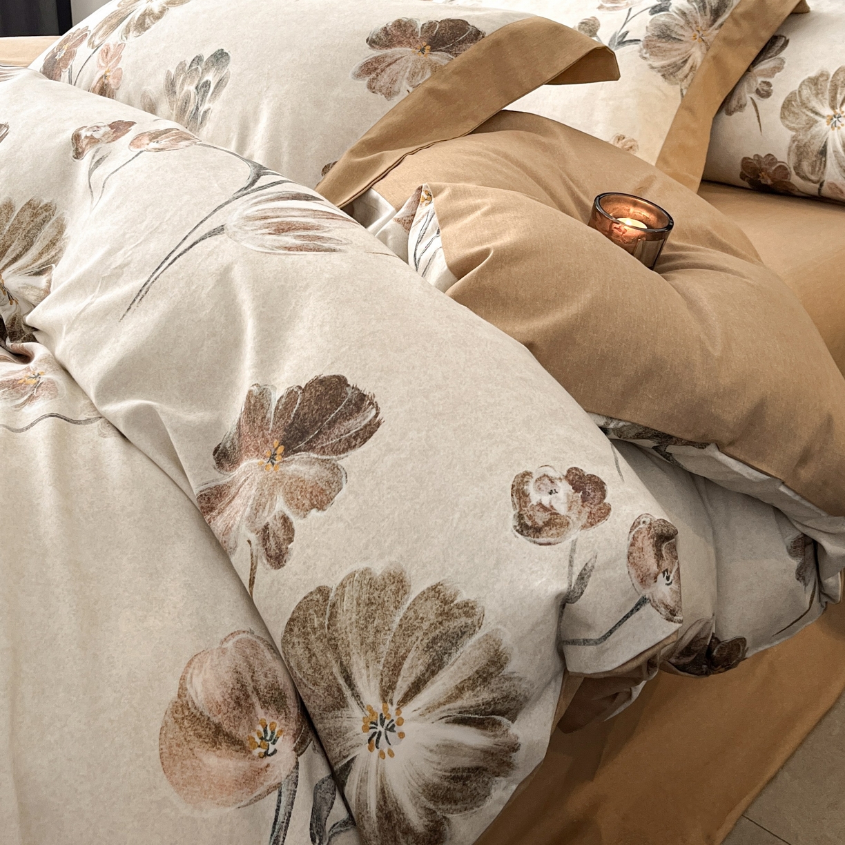 91家纺网 家纺一手货源 找家纺 慕晨 2025新款全棉纯棉磨毛轻奢数码印花直播热款四件套 木槿怡人