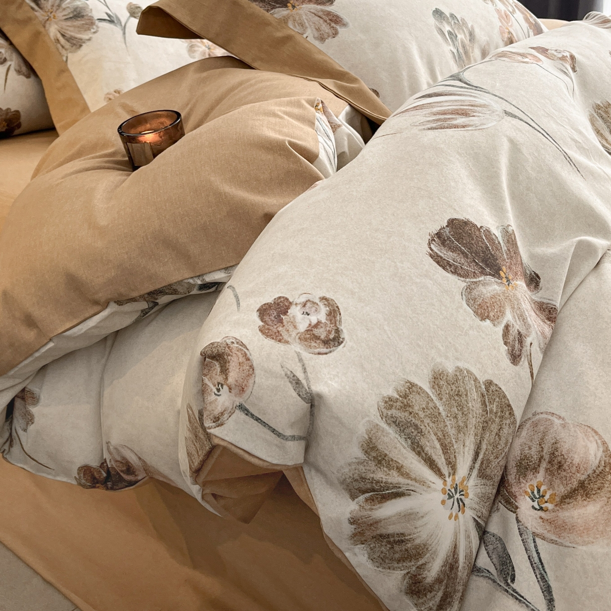 91家纺网 家纺一手货源 找家纺 慕晨 2025新款全棉纯棉磨毛轻奢数码印花直播热款四件套 木槿怡人