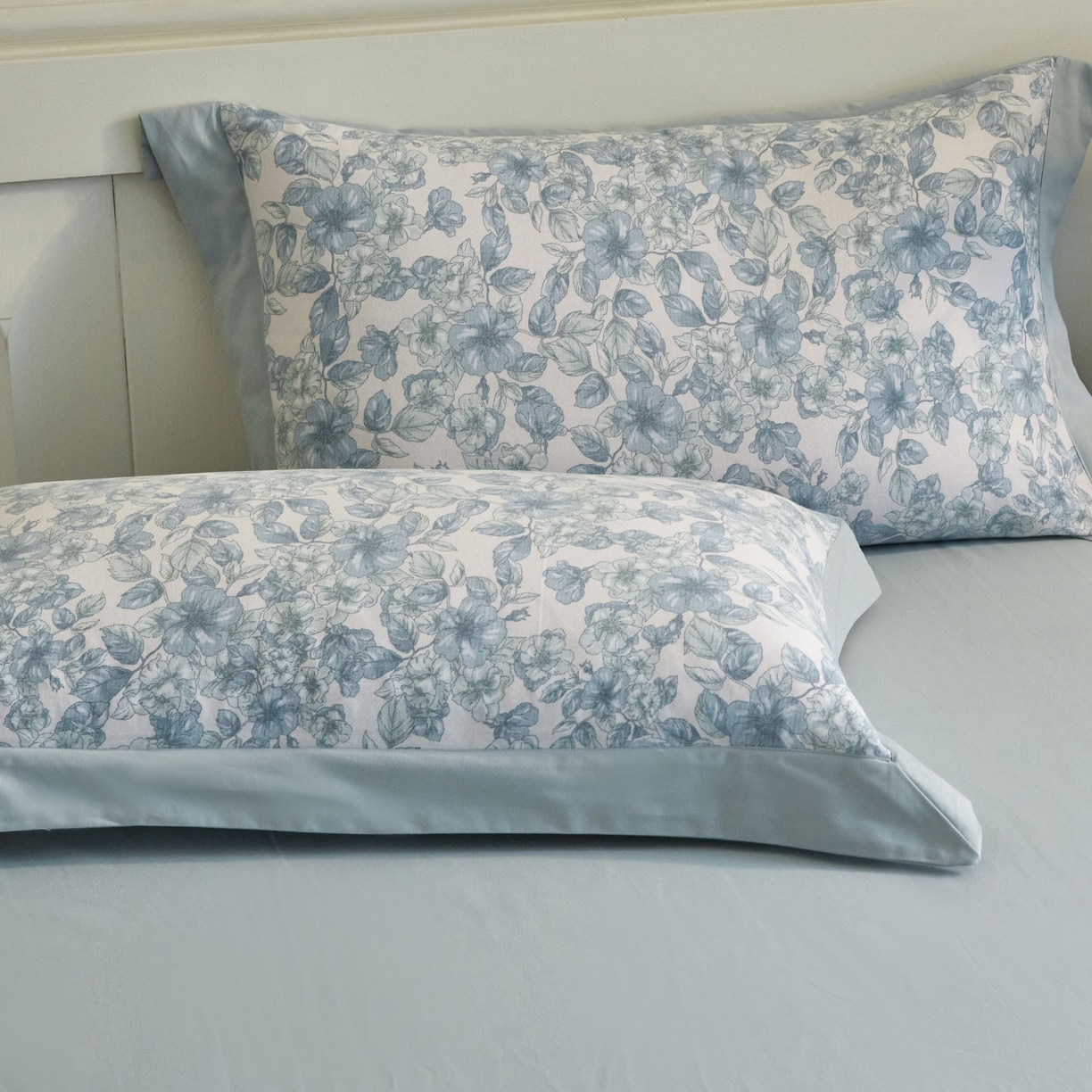 91家纺网 家纺一手货源 找家纺 慕晨 2025新款全棉纯棉磨毛轻奢数码印花直播热款四件套 轻轻丝语-蓝