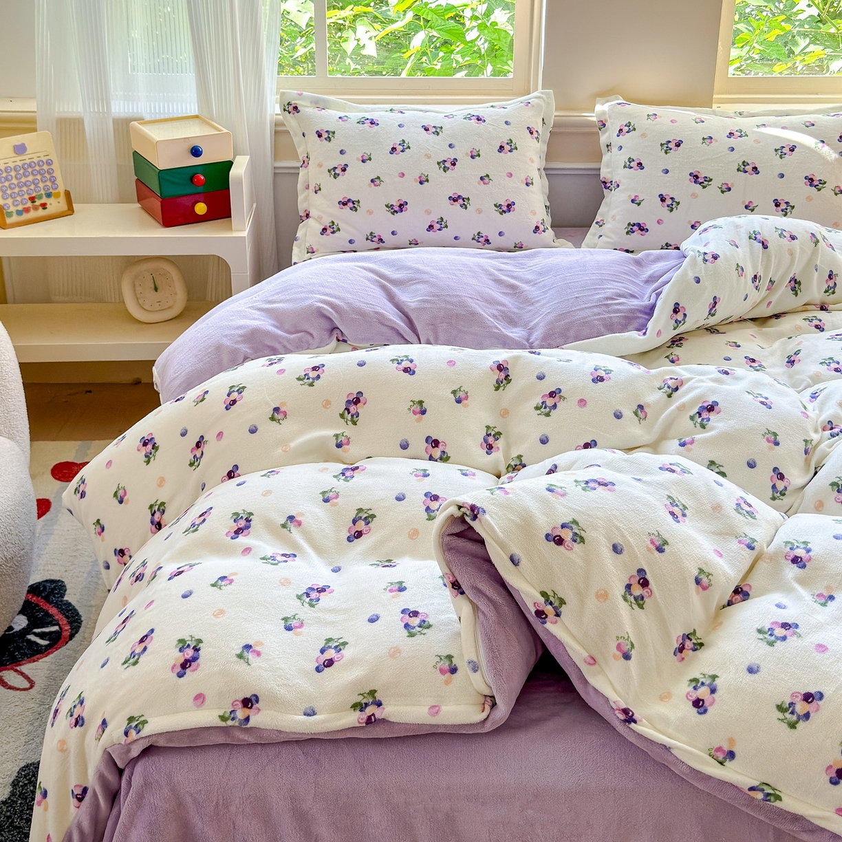 91家纺网 家纺一手货源 找家纺 绒裕家纺 2025秋冬新款230克8.5斤金貂绒牛奶绒四件套床单被套直播热款四件套 紫葡萄