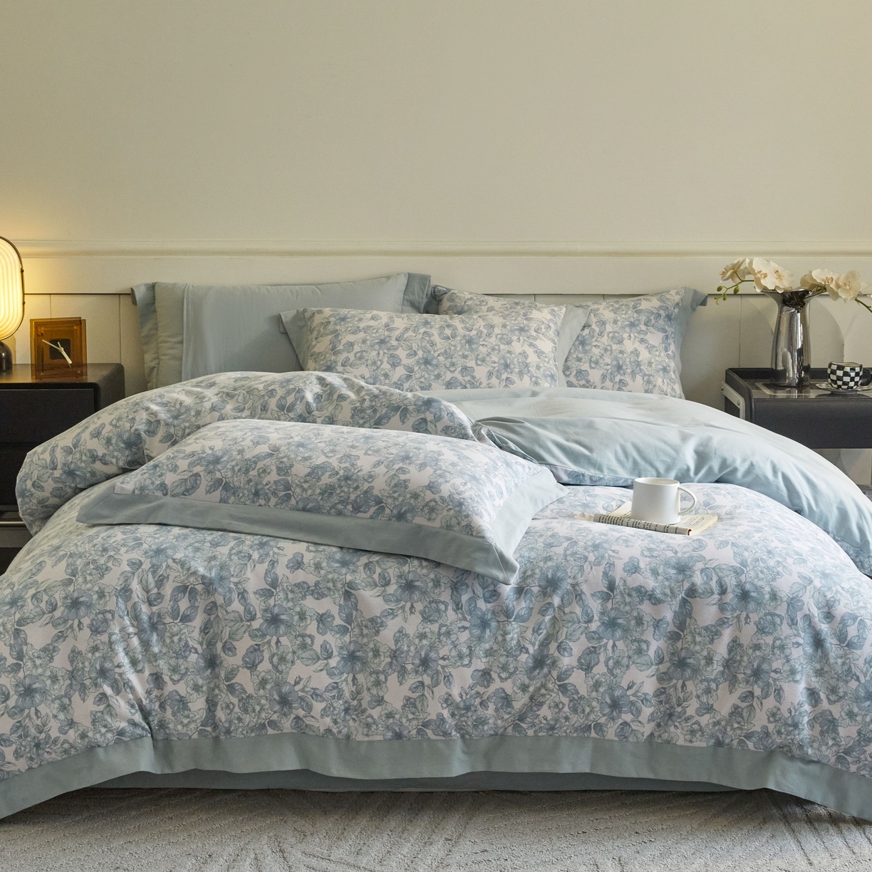 91家纺网 家纺一手货源 找家纺 慕晨 2025新款全棉纯棉磨毛轻奢数码印花直播热款四件套 轻轻丝语-蓝