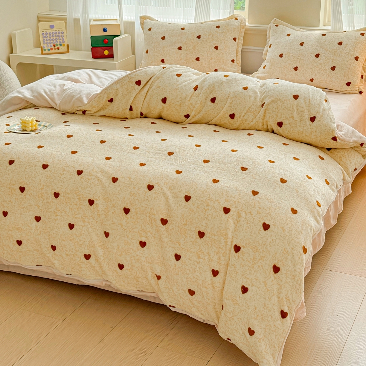 91家纺网 家纺一手货源 找家纺 绒裕家纺 2025秋冬新款230克8.5斤金貂绒牛奶绒四件套床单被套直播热款四件套 小欢喜