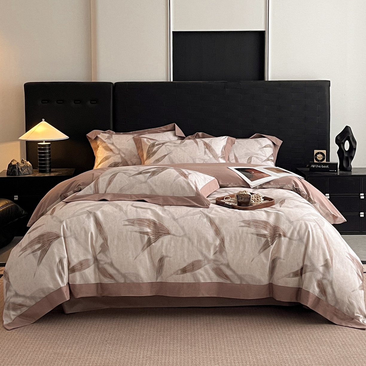 91家纺网 家纺一手货源 找家纺 慕晨 2025新款全棉纯棉磨毛轻奢数码印花直播热款四件套 清风徐来