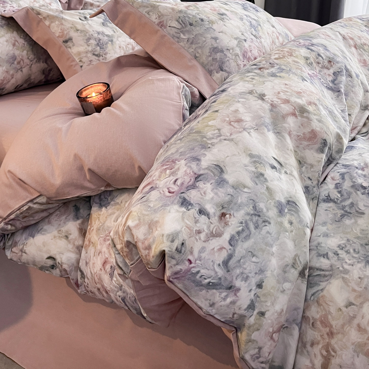 91家纺网 家纺一手货源 找家纺 慕晨 2025新款全棉纯棉磨毛轻奢数码印花直播热款四件套 蕊莳