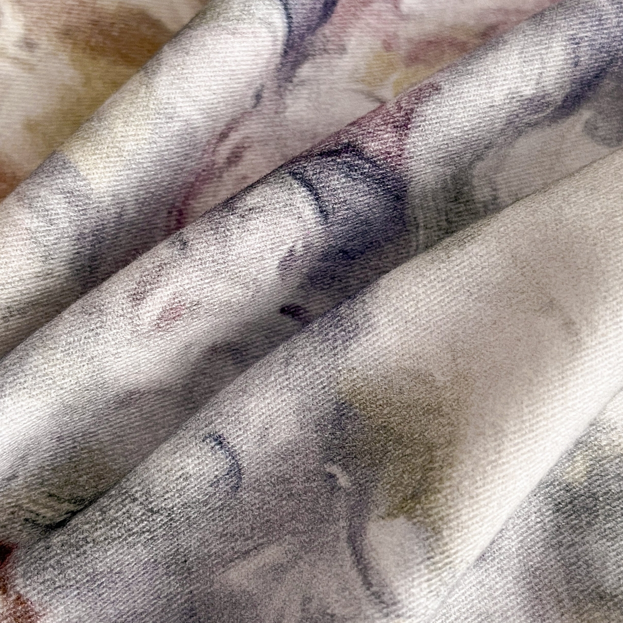 91家纺网 家纺一手货源 找家纺 慕晨 2025新款全棉纯棉磨毛轻奢数码印花直播热款四件套 蕊莳