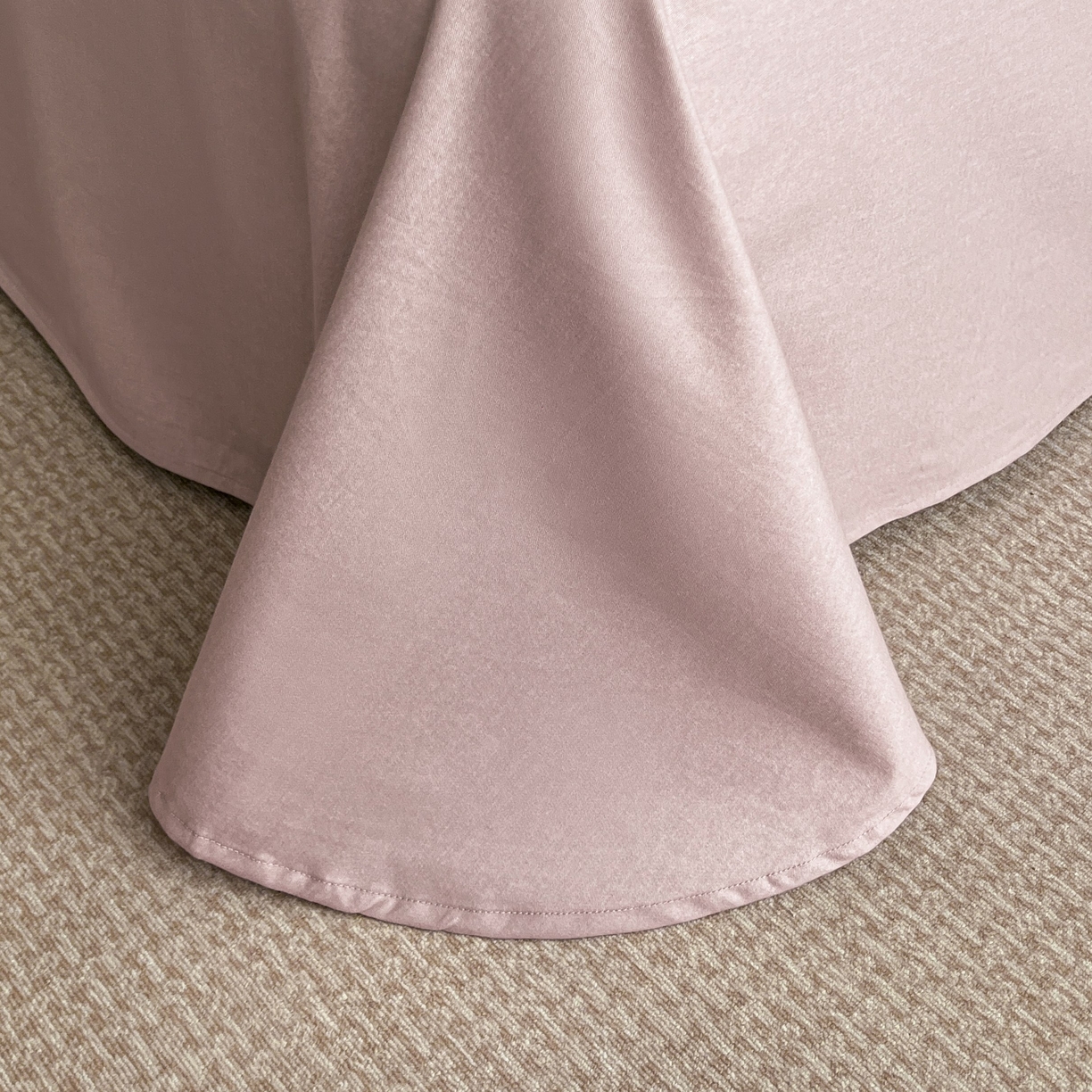 91家纺网 家纺一手货源 找家纺 慕晨 2025新款全棉纯棉磨毛轻奢数码印花直播热款四件套 蕊莳