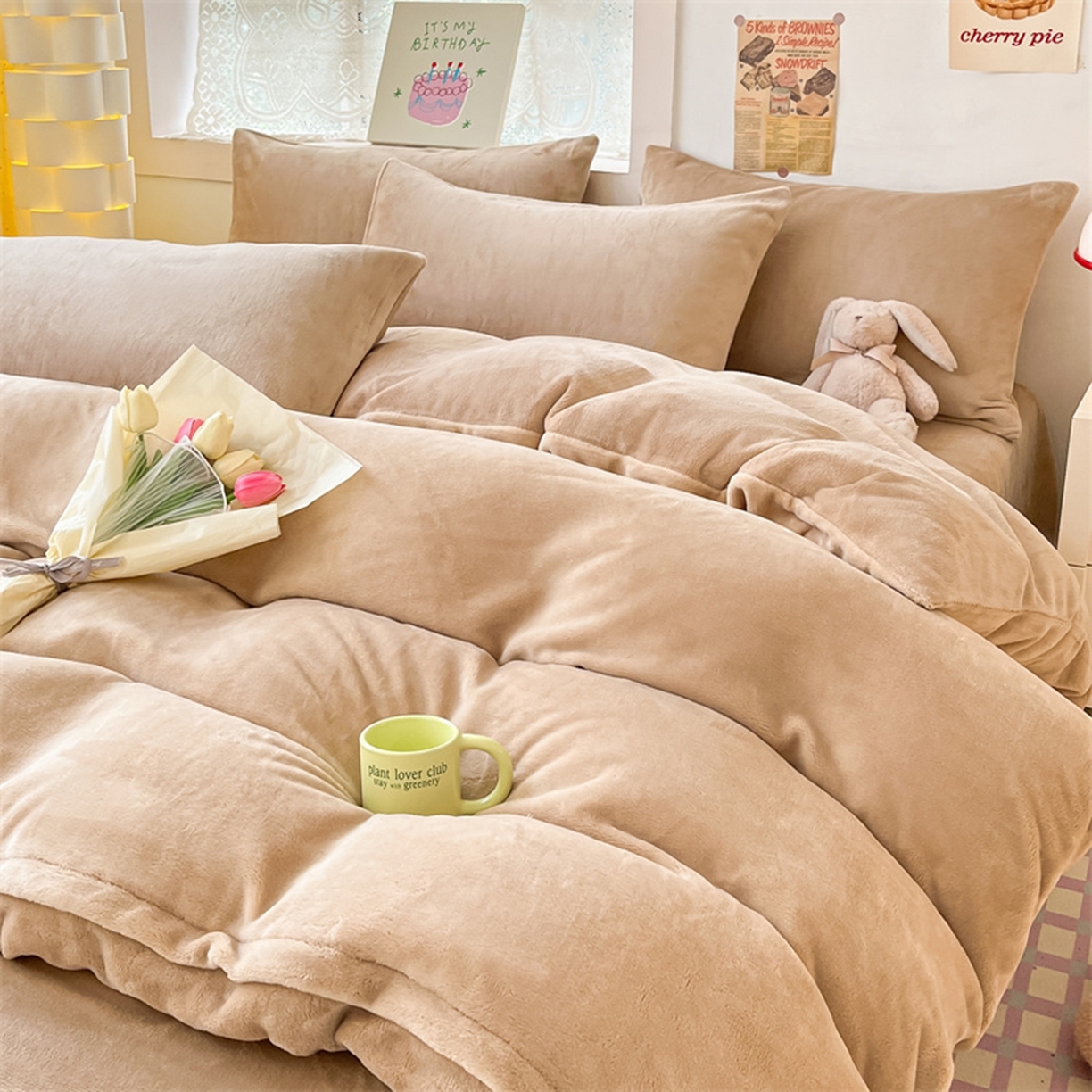 91家纺网 家纺一手货源 找家纺 绒裕家纺 2025秋冬新款230克8.5斤金貂绒牛奶绒四件套床单被套直播热款四件套 奶咖