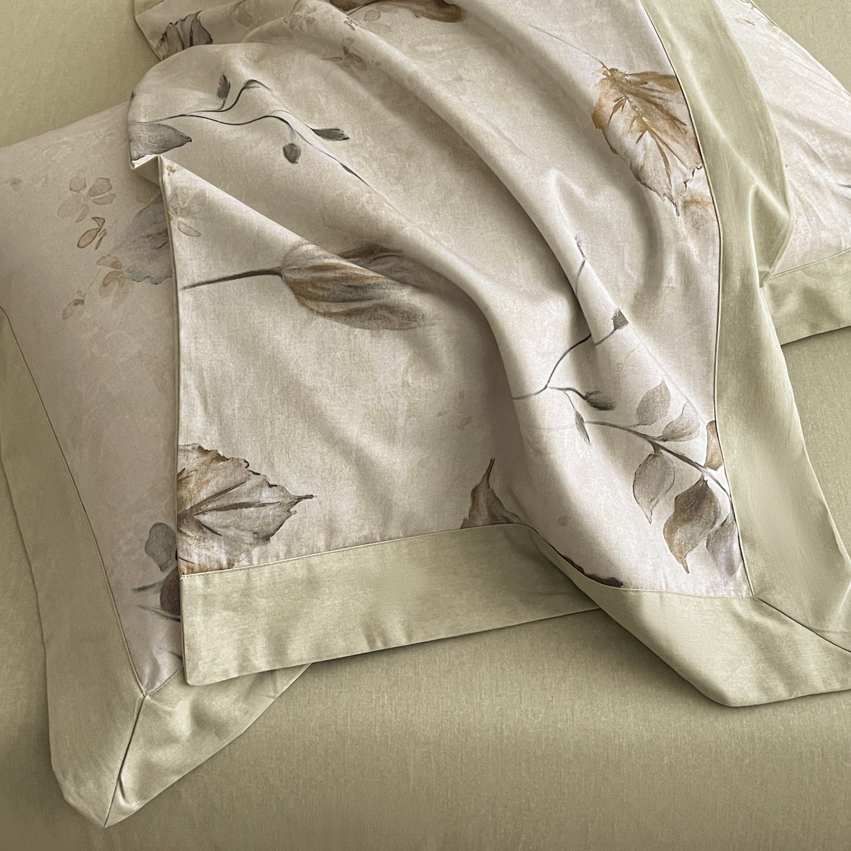 91家纺网 家纺一手货源 找家纺 慕晨 2025新款全棉纯棉磨毛轻奢数码印花直播热款四件套 衫叶