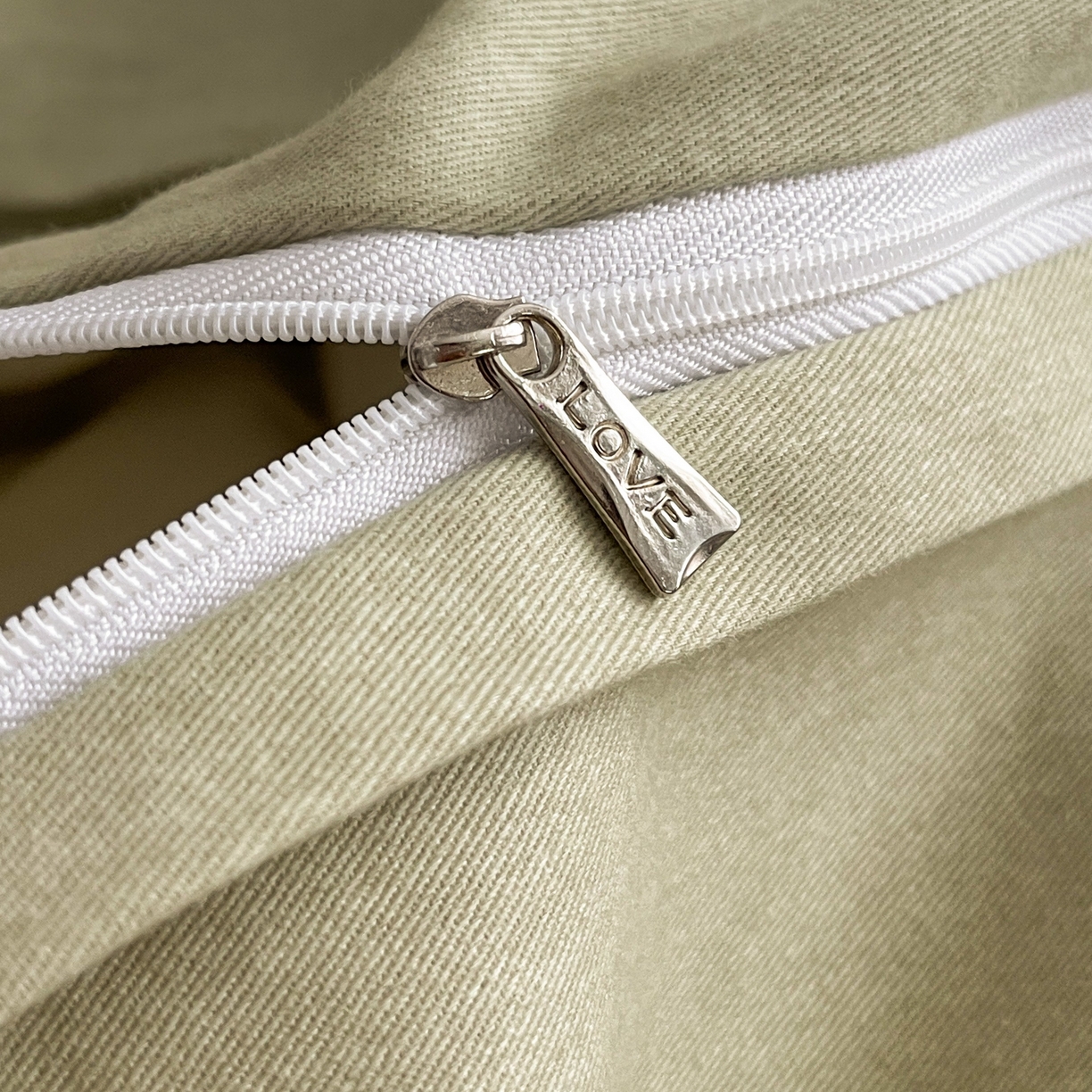 91家纺网 家纺一手货源 找家纺 慕晨 2025新款全棉纯棉磨毛轻奢数码印花直播热款四件套 衫叶