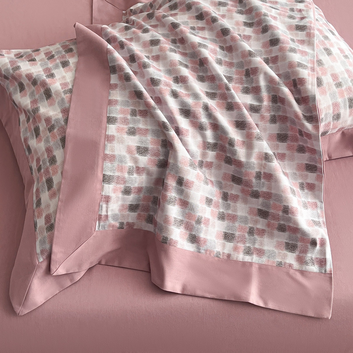 91家纺网 家纺一手货源 找家纺 慕晨 2025新款全棉纯棉磨毛轻奢数码印花直播热款四件套 随感