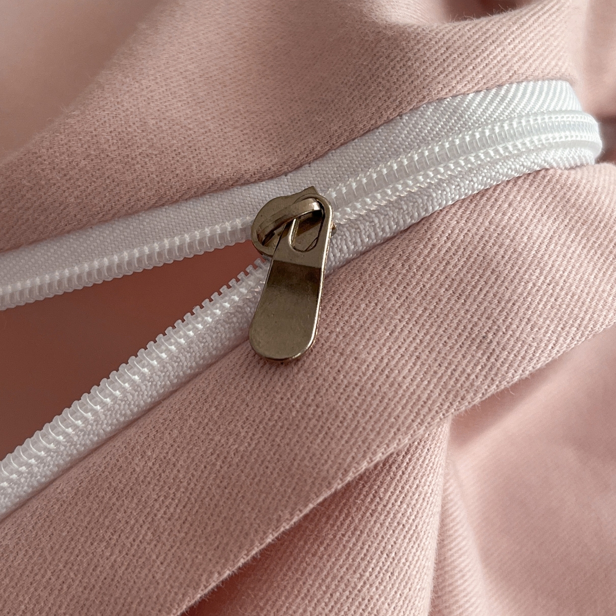 91家纺网 家纺一手货源 找家纺 慕晨 2025新款全棉纯棉磨毛轻奢数码印花直播热款四件套 桃汐