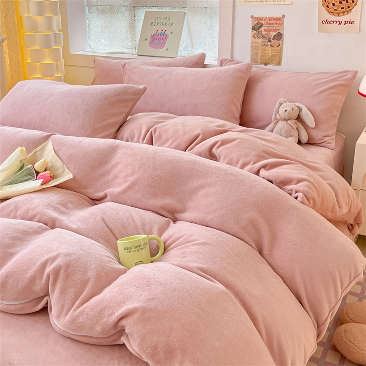 91家纺网 家纺一手货源 找家纺 绒裕家纺 2025秋冬新款230克8.5斤金貂绒牛奶绒四件套床单被套直播热款四件套 樱花粉