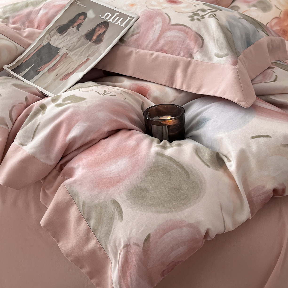 91家纺网 家纺一手货源 找家纺 慕晨 2025新款全棉纯棉磨毛轻奢数码印花直播热款四件套 桃汐