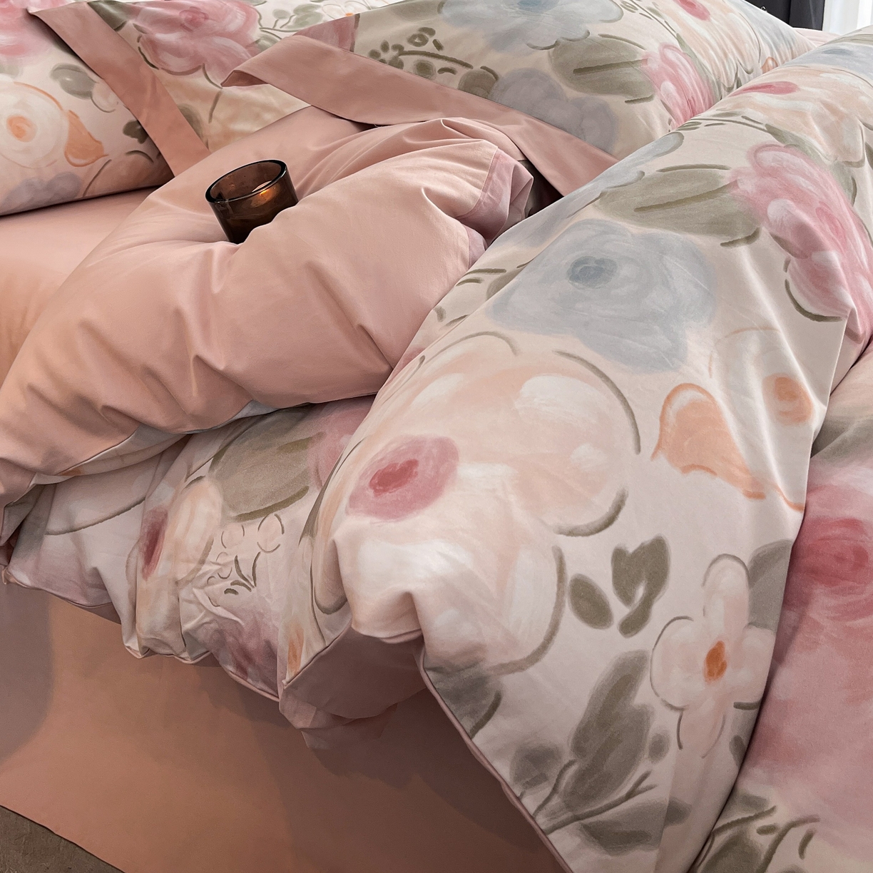 91家纺网 家纺一手货源 找家纺 慕晨 2025新款全棉纯棉磨毛轻奢数码印花直播热款四件套 桃汐