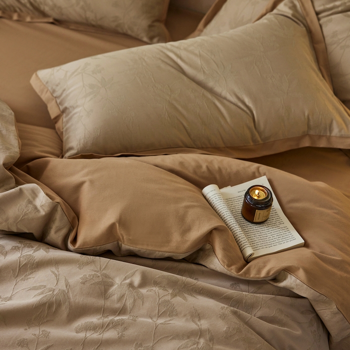 91家纺网 家纺一手货源 找家纺 安莱生活 2025新款A类高定款新疆长绒棉提花拼角磨毛四件套-科罗拉 科罗拉-光巢