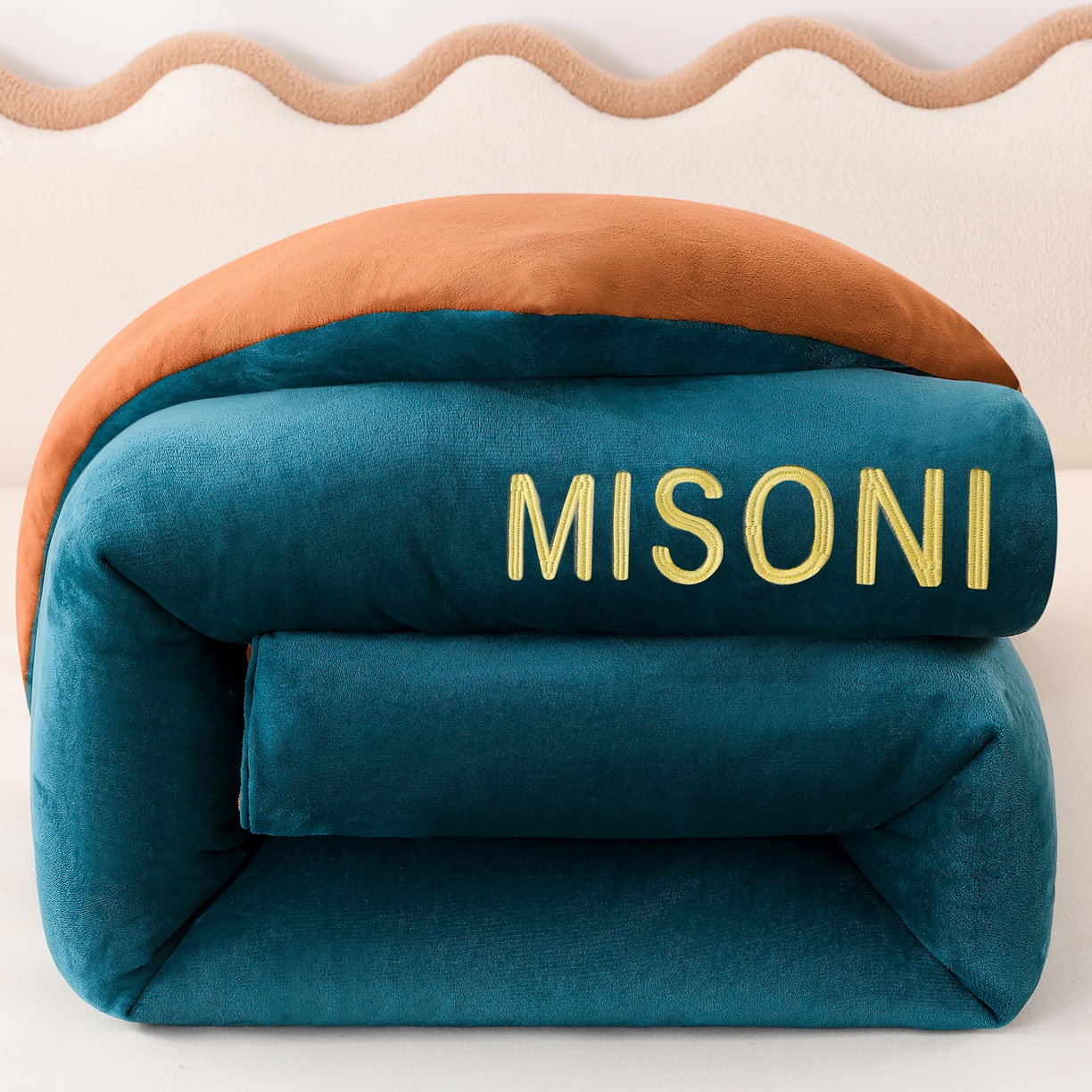 91家纺网 家纺一手货源 找家纺 （总）锦逸家居 2025新款亲肤舒适牛奶绒羽丝棉冬被被子被芯