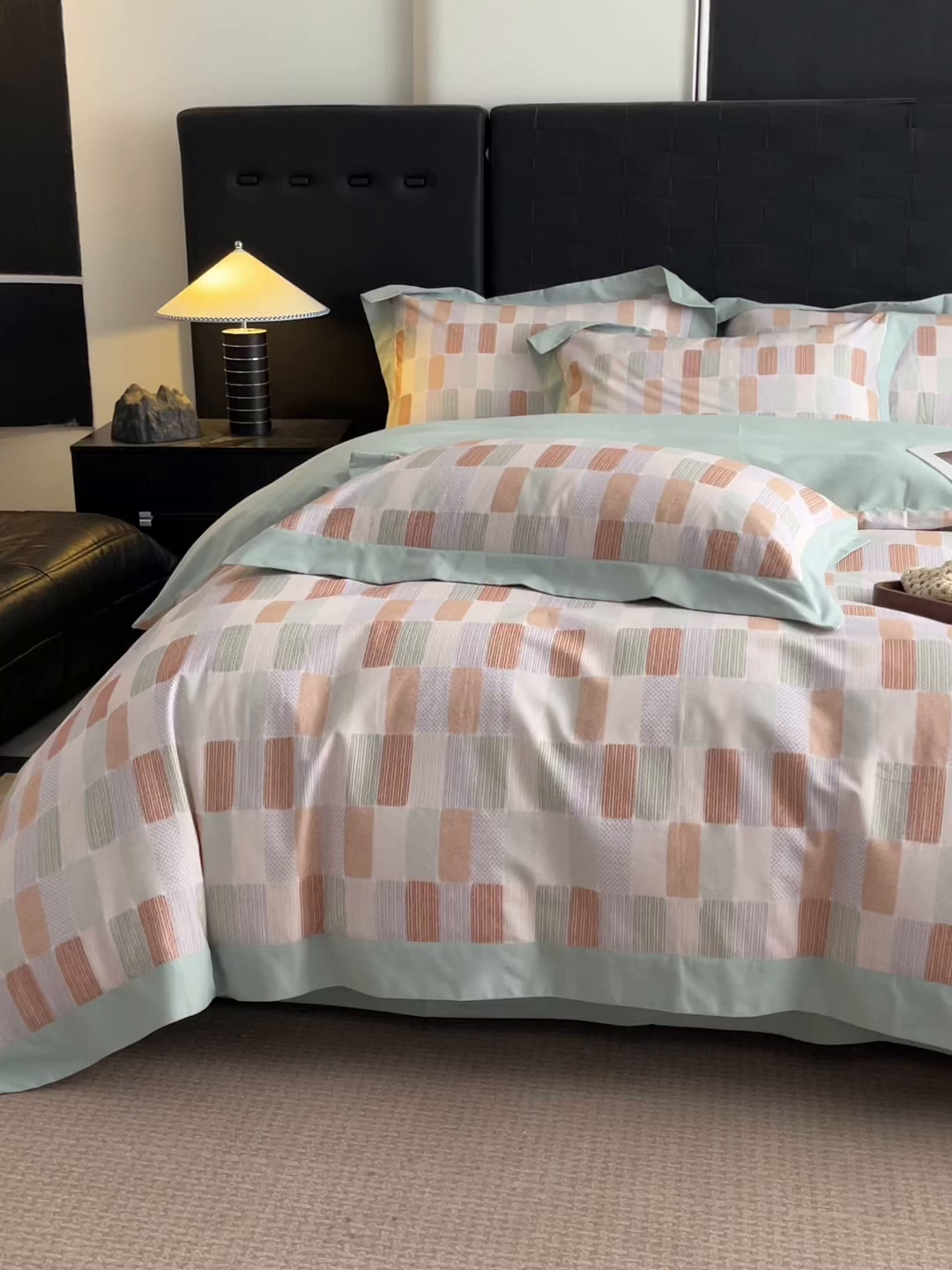 91家纺网 家纺一手货源 找家纺 慕晨 2025新款全棉纯棉磨毛轻奢数码印花直播热款四件套 闲偶