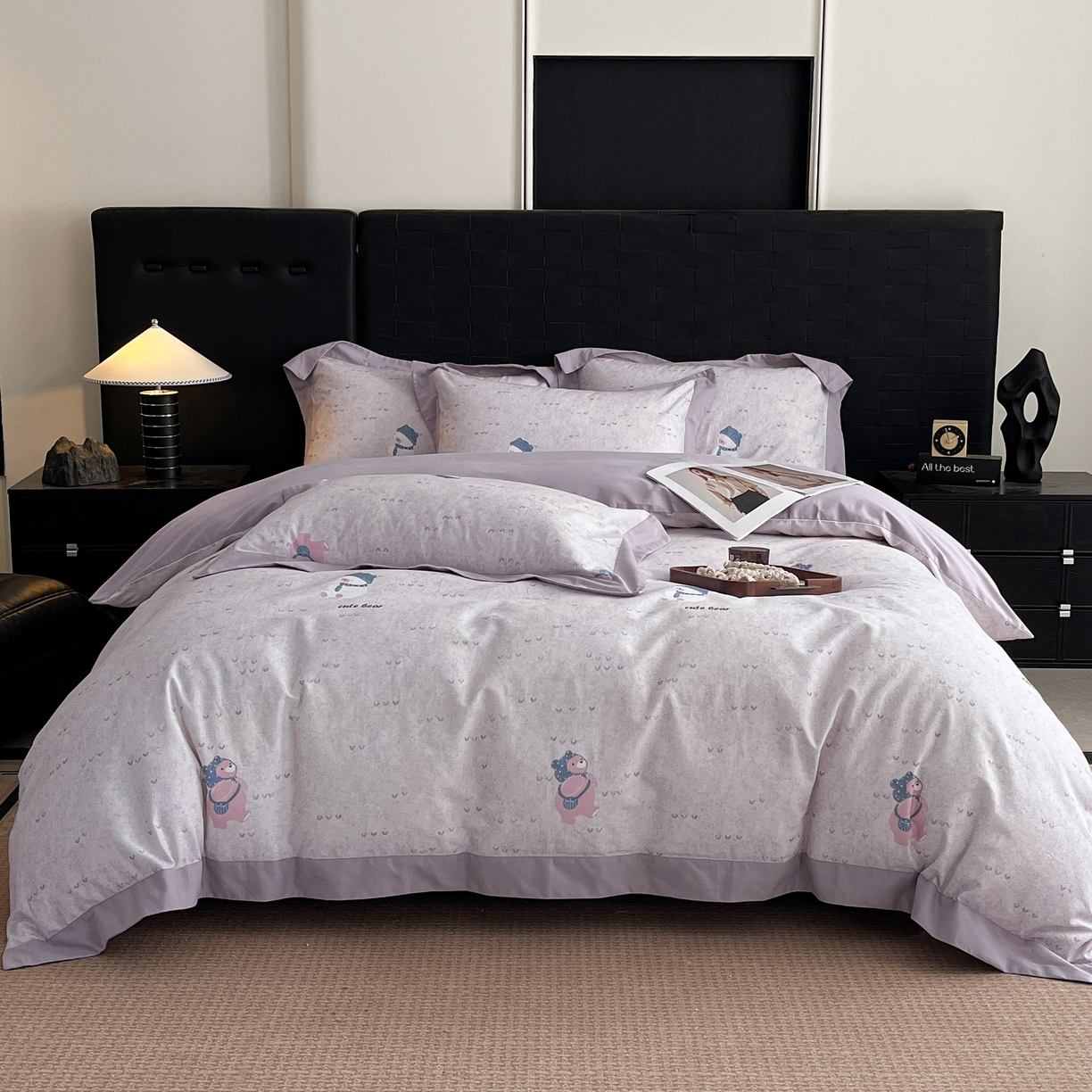 91家纺网 家纺一手货源 找家纺 慕晨 2025新款全棉纯棉磨毛轻奢数码印花直播热款四件套 幸福熊