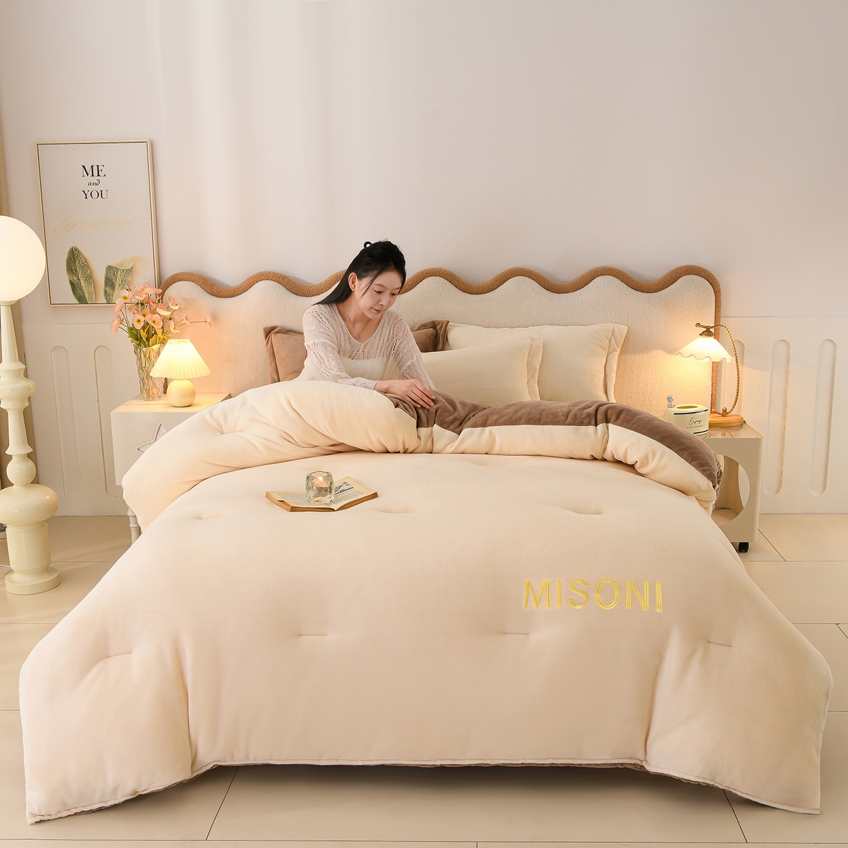 91家纺网 家纺一手货源 找家纺 锦逸家居 2025新款亲肤舒适牛奶绒羽丝棉冬被被子被芯 奶油白+咖啡