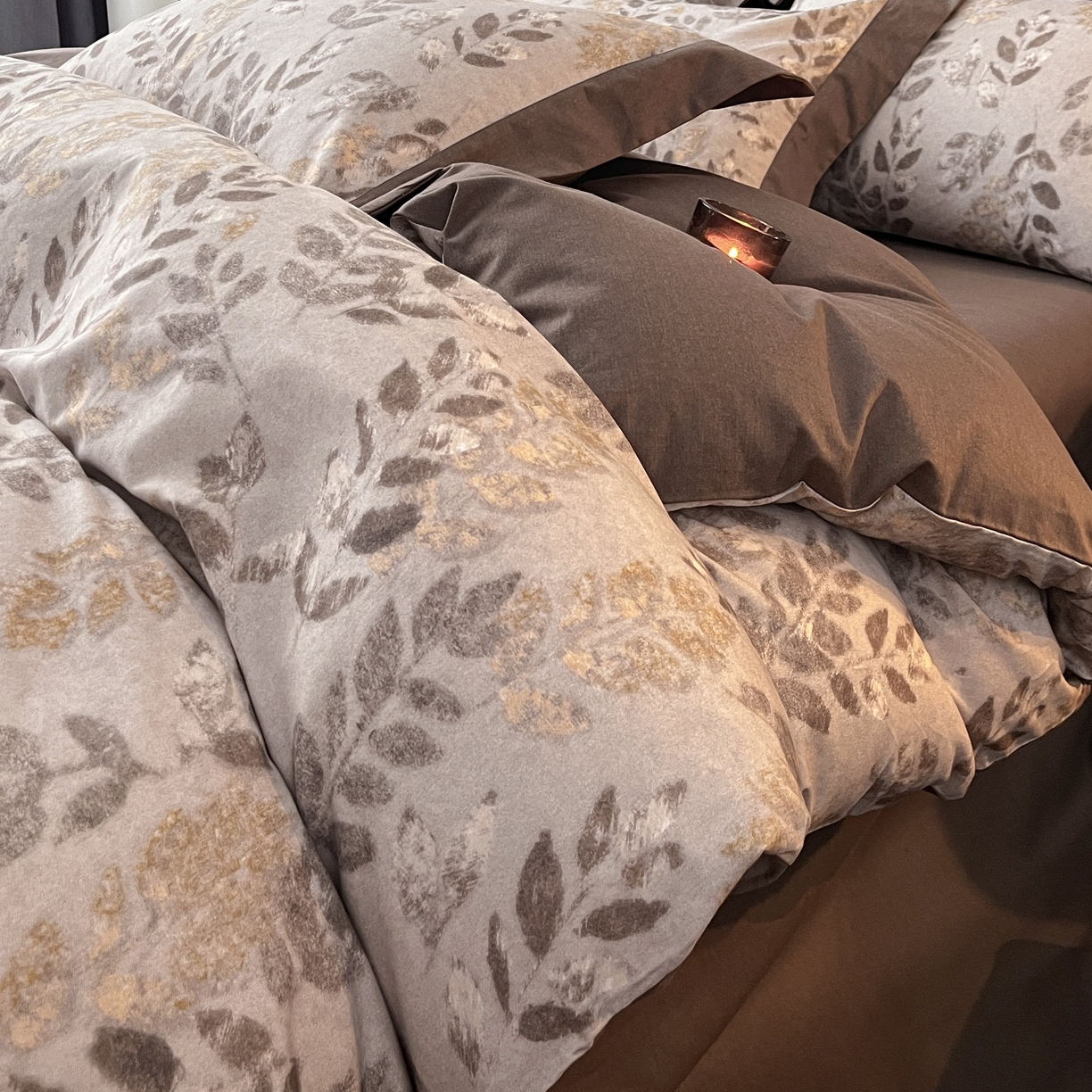 91家纺网 家纺一手货源 找家纺 慕晨 2025新款全棉纯棉磨毛轻奢数码印花直播热款四件套 折枝春山