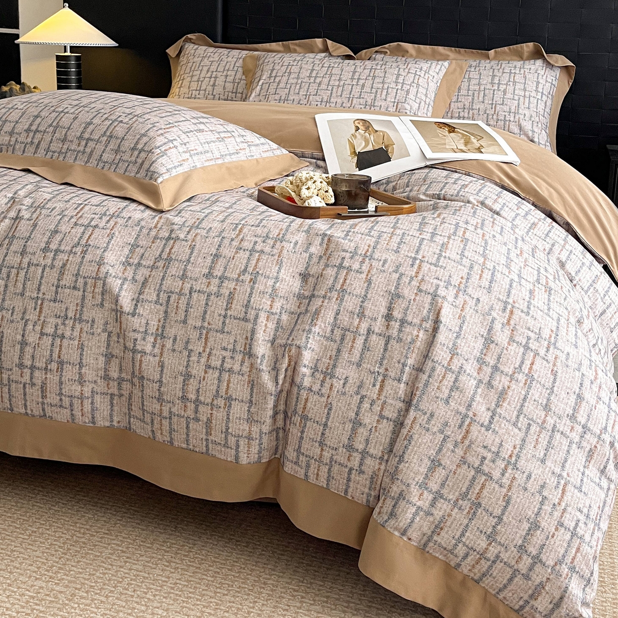 91家纺网 家纺一手货源 找家纺 慕晨 2025新款全棉纯棉磨毛轻奢数码印花直播热款四件套 追影