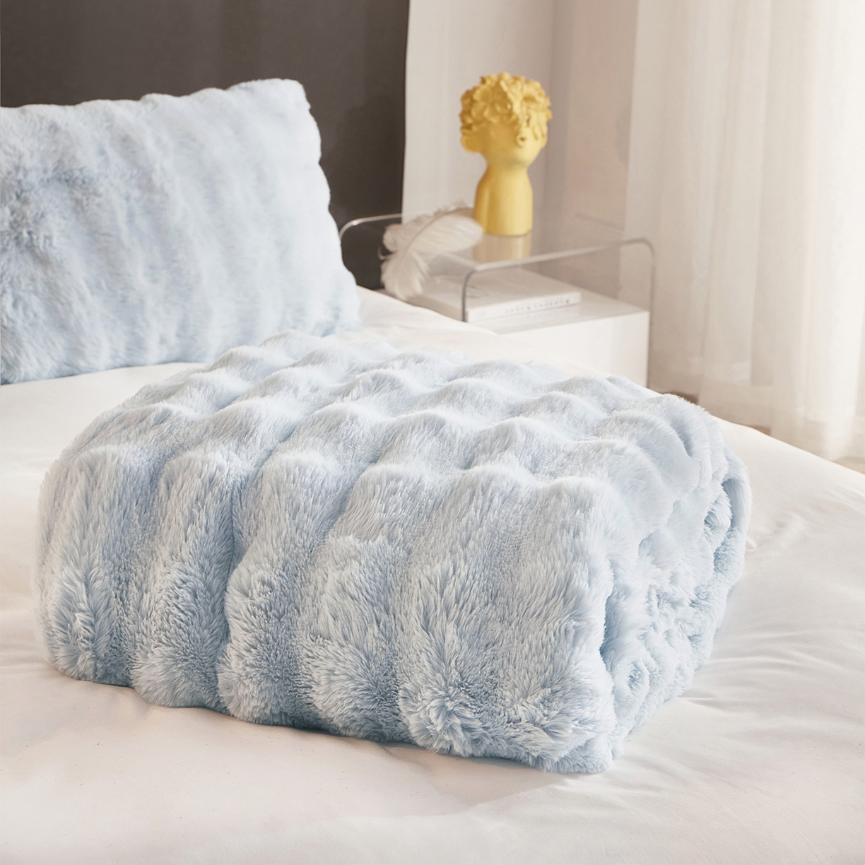 悦织湾家纺 2025新款轻奢纯色托斯卡纳兔毛绒大泡泡绒毛毯双面都是兔毛高密高克重可供跨境外贸出口 托斯-淡雅蓝