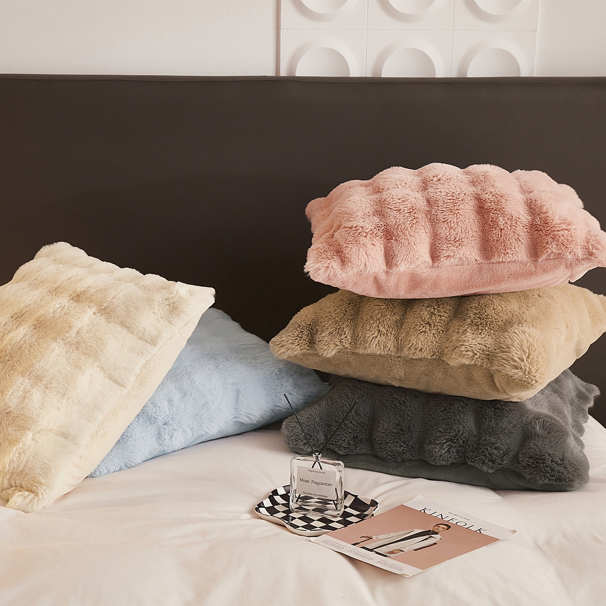 91家纺网 家纺一手货源 找家纺 悦织湾家纺 2025新款轻奢纯色托斯卡纳兔毛绒大泡泡绒毛毯双面都是兔毛高密高克重可供跨境外贸出口 组合图