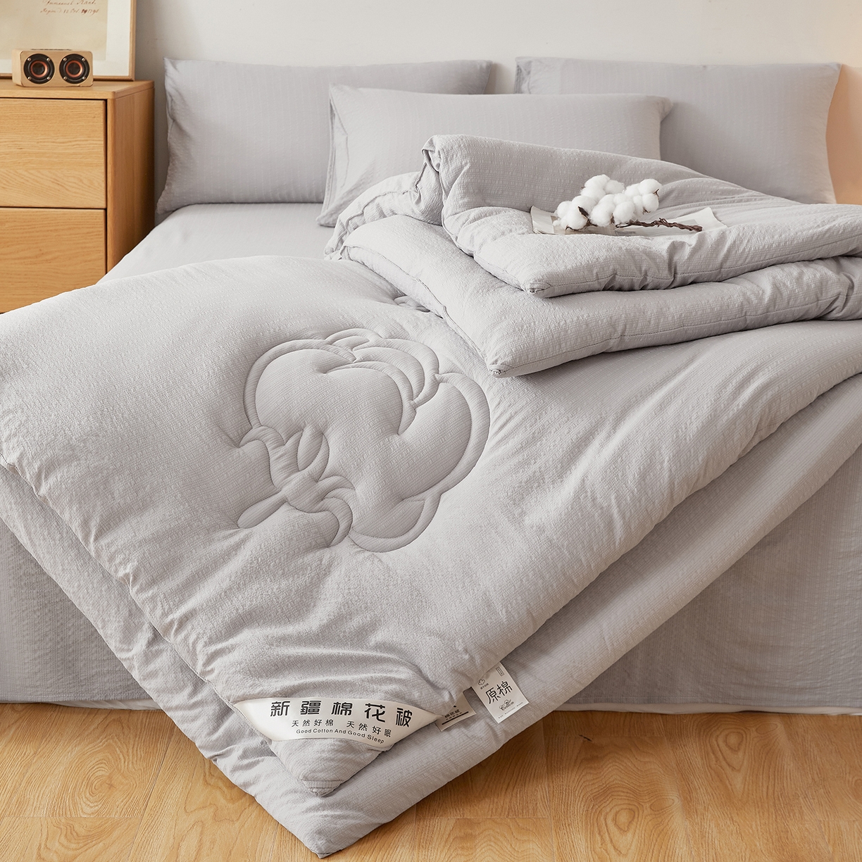 91家纺网 家纺一手货源 找家纺 晓时候 2025新款泡泡纱新疆棉花被冬被春秋被被子被芯四季空调被 初棉-淡雅灰