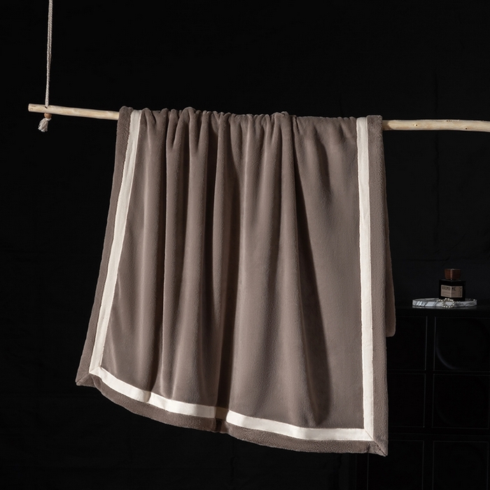 91家纺网 家纺一手货源 找家纺 网客家纺 2025新款7A抗菌抗静电舒适百搭毛绒毯 7A抗菌毯-泰迪棕