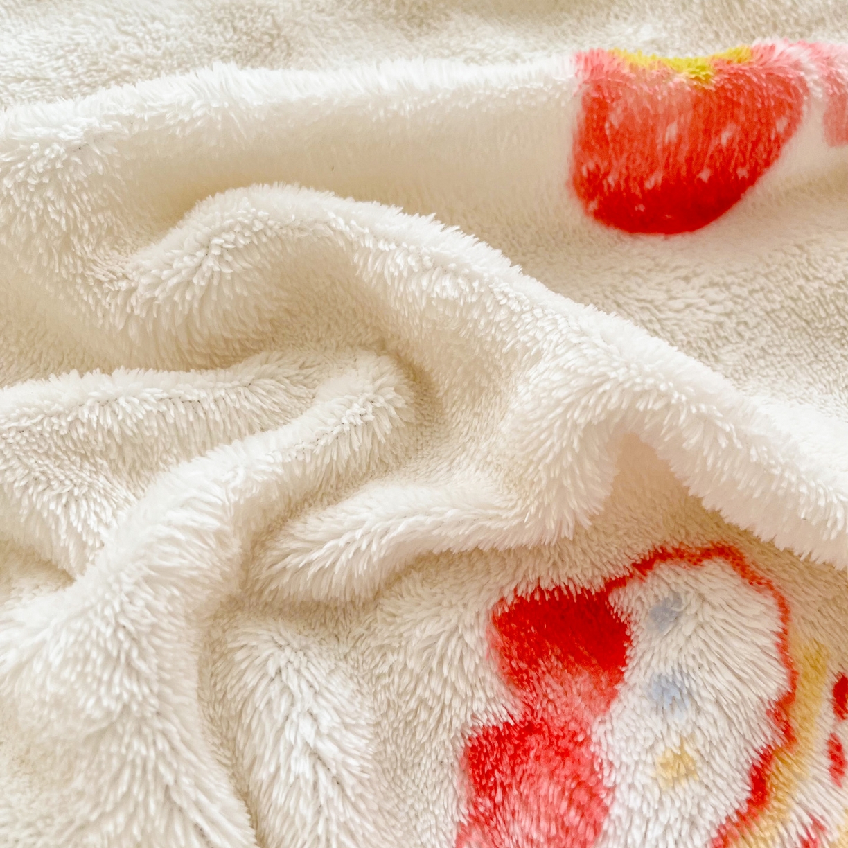 91家纺网 家纺一手货源 找家纺 慕梵家居 2025新款泡泡绒床笠泡泡兔绒床罩外贸可以定做尺寸单品床笠单件床笠 抱抱熊