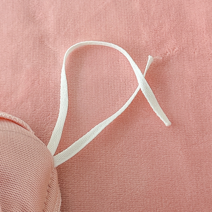 91家纺网 家纺一手货源 找家纺 梓之赫 2025新款全消光雕花绒牛奶绒刺绣四件套-香颂 香颂-豆沙