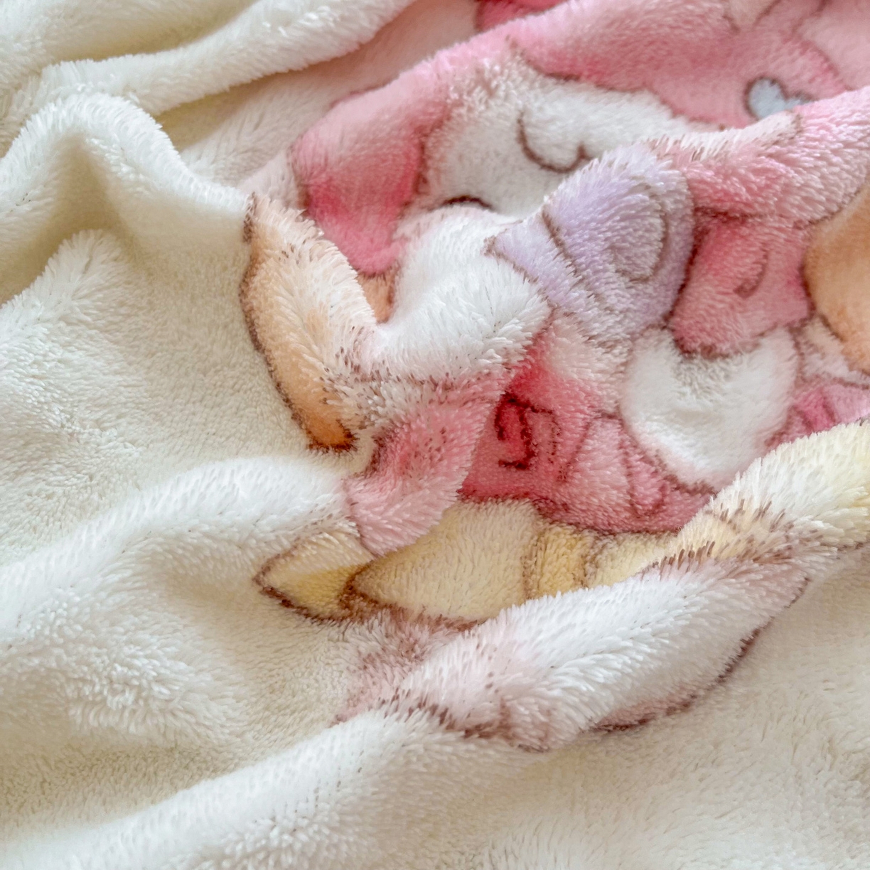 91家纺网 家纺一手货源 找家纺 慕梵家居 2025新款泡泡绒床笠泡泡兔绒床罩外贸可以定做尺寸单品床笠单件床笠 开心喵喵