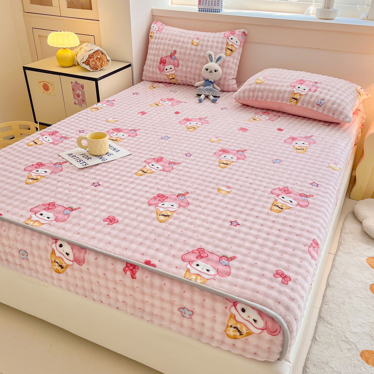 91家纺网 家纺一手货源 找家纺 慕梵家居 2025新款泡泡绒床笠泡泡兔绒床罩外贸可以定做尺寸单品床笠单件床笠 甜筒女孩