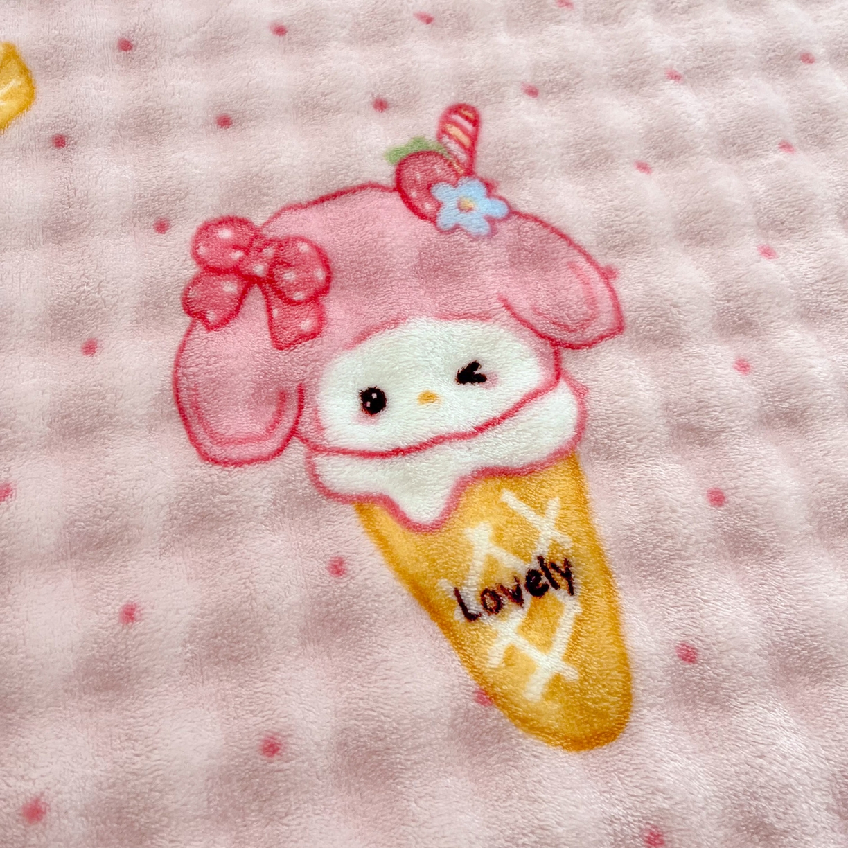 91家纺网 家纺一手货源 找家纺 慕梵家居 2025新款泡泡绒床笠泡泡兔绒床罩外贸可以定做尺寸单品床笠单件床笠 甜筒女孩