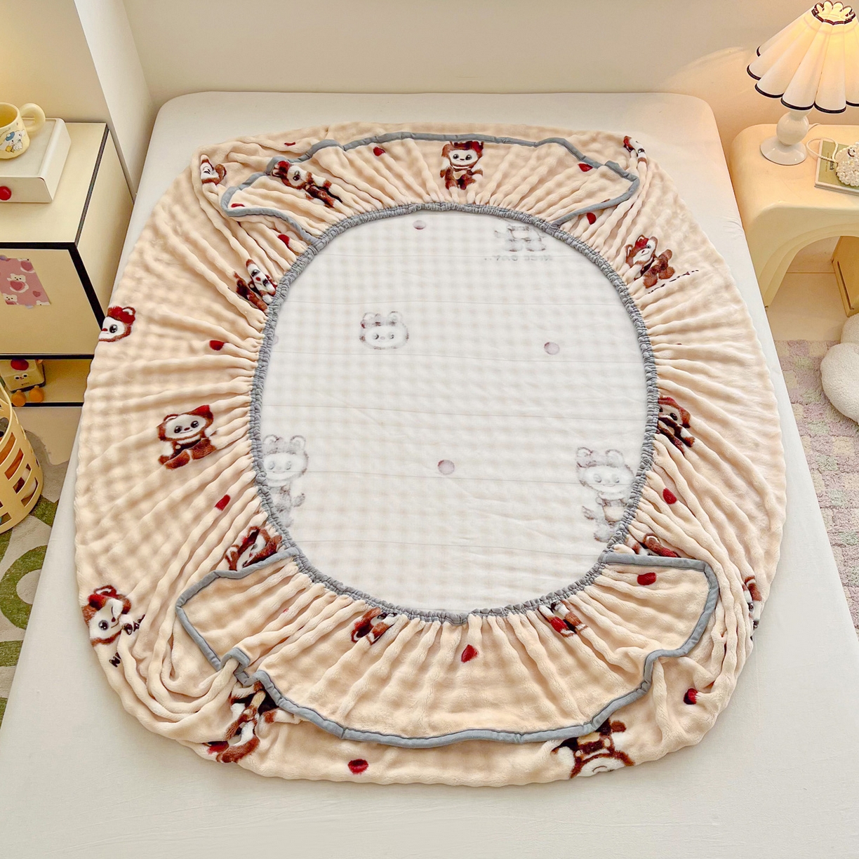 91家纺网 家纺一手货源 找家纺 慕梵家居 2025新款泡泡绒床笠泡泡兔绒床罩外贸可以定做尺寸单品床笠单件床笠 小精灵