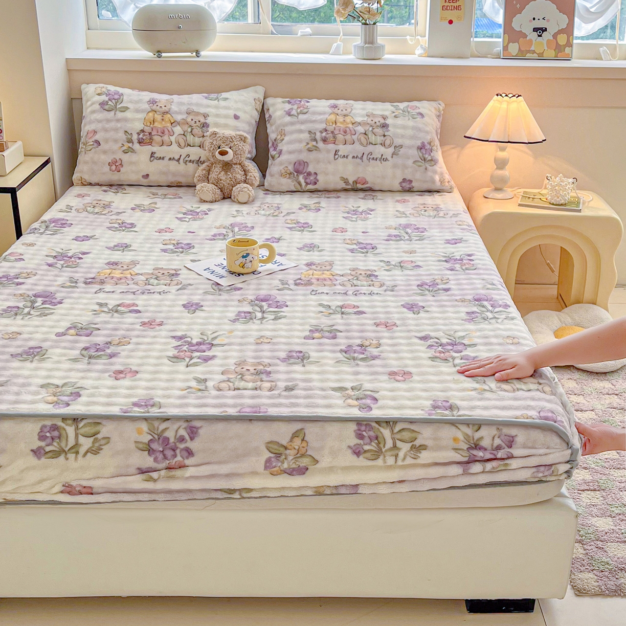 91家纺网 家纺一手货源 找家纺 慕梵家居 2025新款泡泡绒床笠泡泡兔绒床罩外贸可以定做尺寸单品床笠单件床笠 小熊乐园