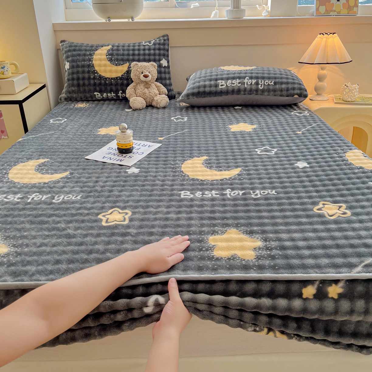 91家纺网 家纺一手货源 找家纺 慕梵家居 2025新款泡泡绒床笠泡泡兔绒床罩外贸可以定做尺寸单品床笠单件床笠 星月传奇