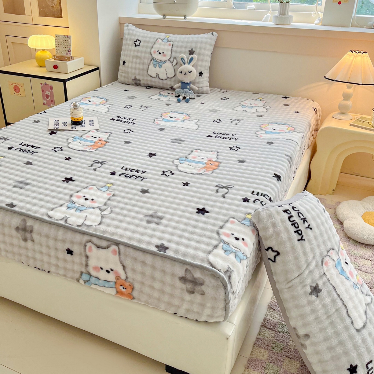 91家纺网 家纺一手货源 找家纺 慕梵家居 2025新款泡泡绒床笠泡泡兔绒床罩外贸可以定做尺寸单品床笠单件床笠 幸运狗