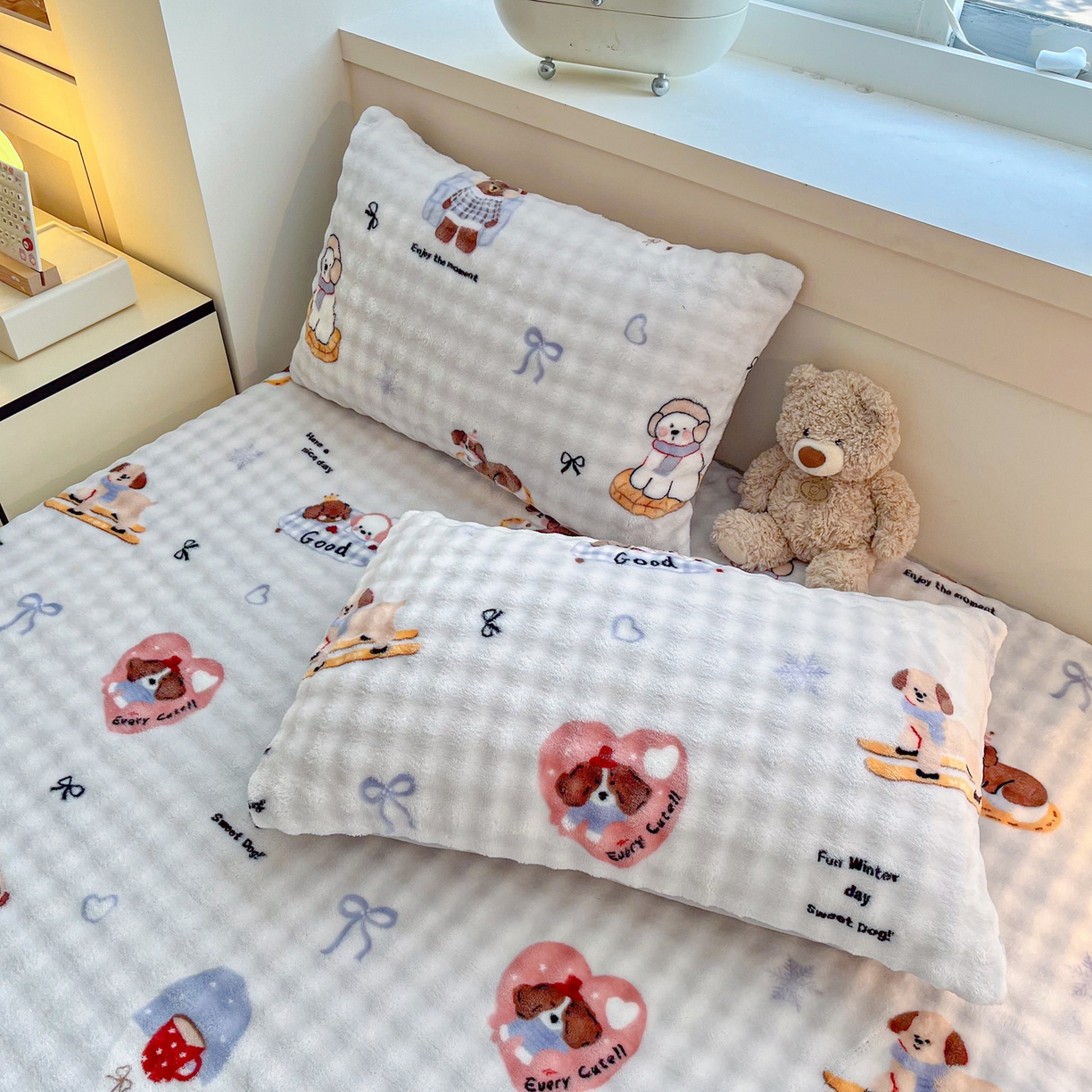 91家纺网 家纺一手货源 找家纺 慕梵家居 2025新款泡泡绒床笠泡泡兔绒床罩外贸可以定做尺寸单品床笠单件床笠 音乐派对