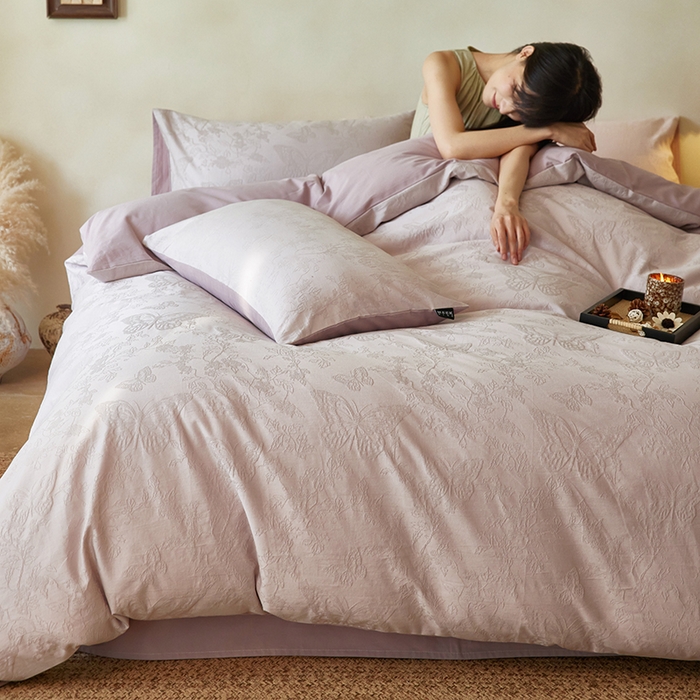 91家纺网 家纺一手货源 找家纺 风向标家纺 2025新款全棉纯棉提花磨毛四件套-蝶影繁花系列 蝶影-紫柔