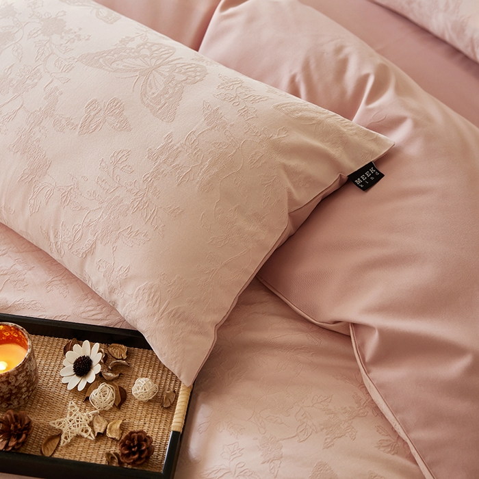 91家纺网 家纺一手货源 找家纺 风向标家纺 2025新款全棉纯棉提花磨毛四件套-蝶影繁花系列 蝶影-纱语