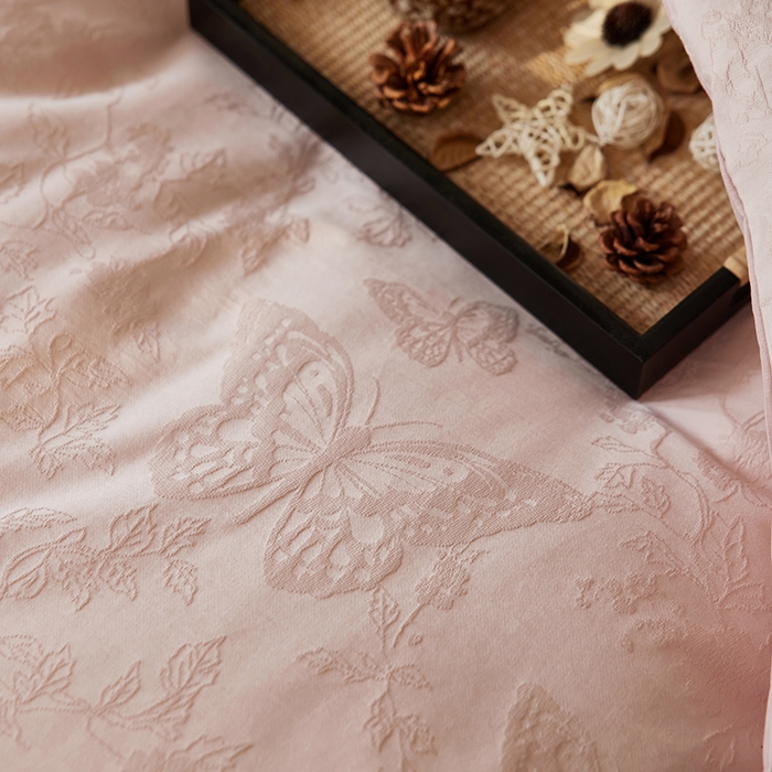 91家纺网 家纺一手货源 找家纺 风向标家纺 2025新款全棉纯棉提花磨毛四件套-蝶影繁花系列 蝶影-纱语